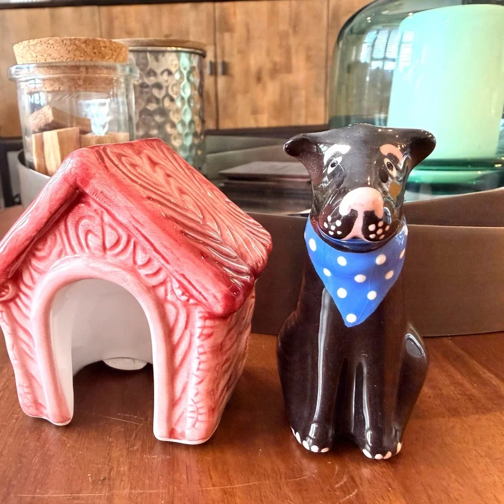Ceramic Dog and House Salt & Pepper Set - Picture 8 of 10